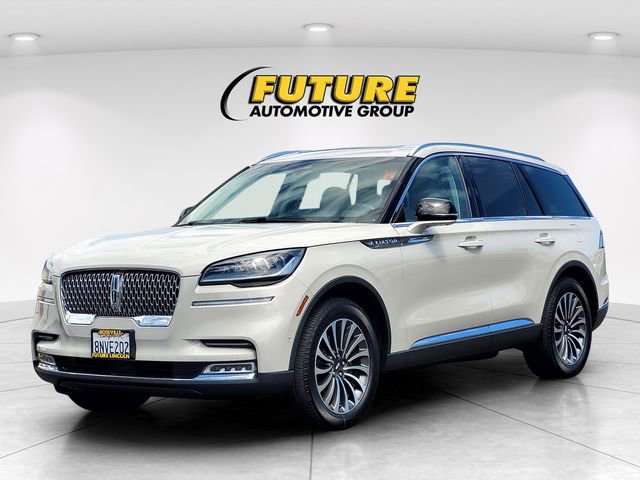 Used 2020 Lincoln Aviator Reserve w/ Equipment Group 201A image 8