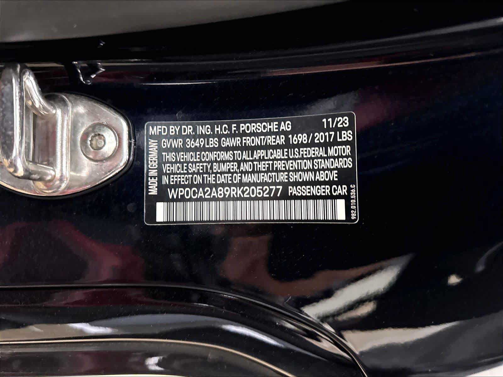 Used 2024 Porsche 718 Boxster RWD image 33