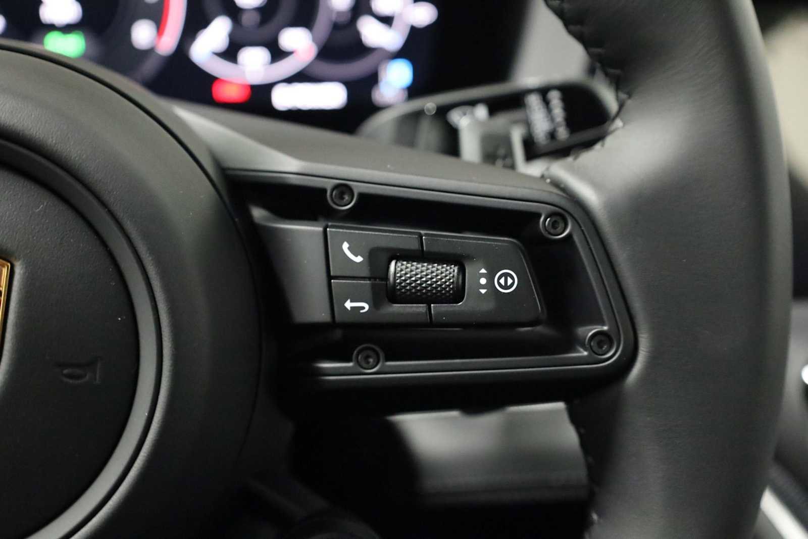 New 2026 Porsche Panamera 4 image 28