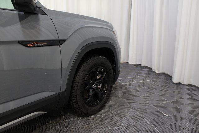 New 2024 Volkswagen Atlas Peak Edition SEL image 28