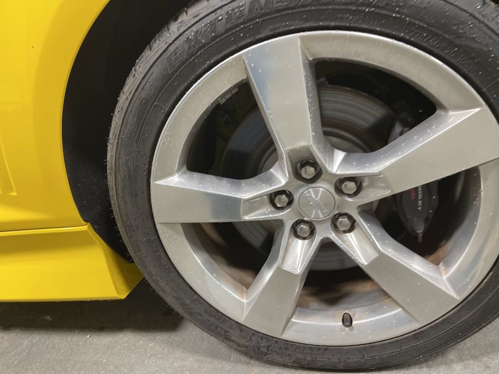 Used 2010 Chevrolet Camaro SS w/ LPO, Ground Effects Package RWD image 36