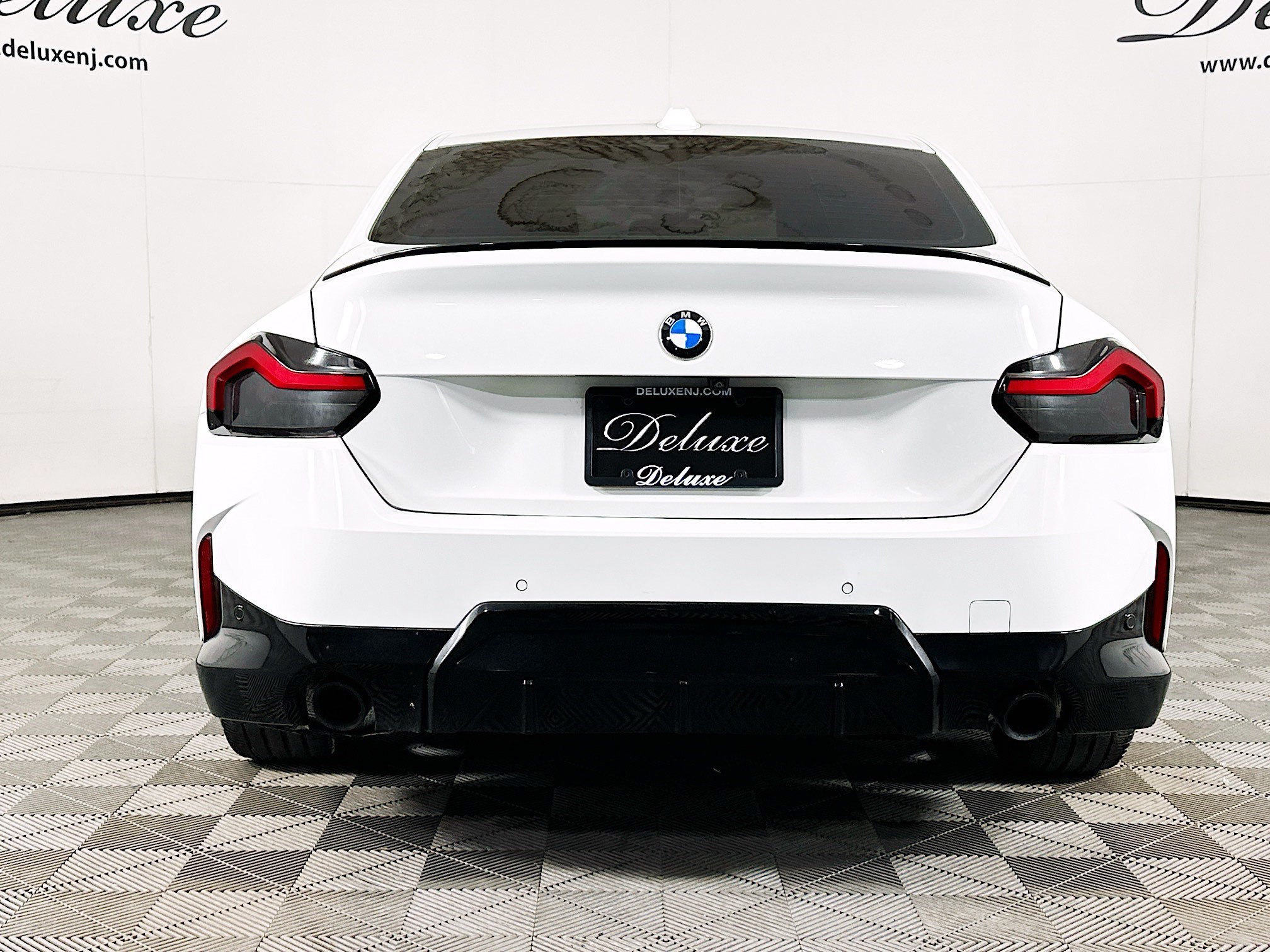 Used 2023 BMW 230i xDrive Coupe w/ Premium Package AWD/4WD image 5