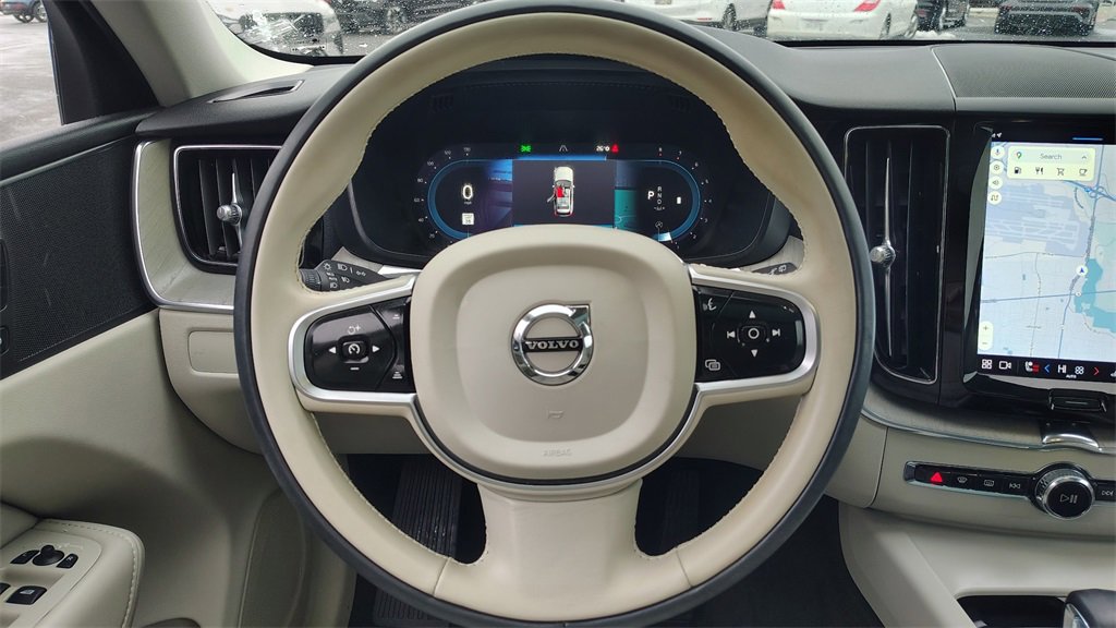 Used 2023 Volvo XC60 B5 Plus w/ Climate Package image 12