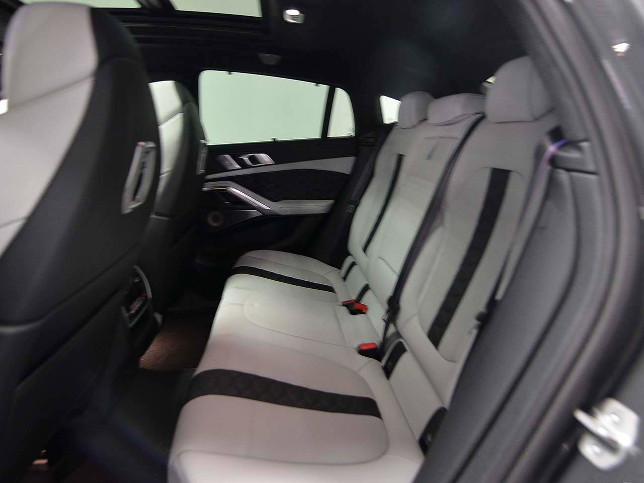 New 2026 BMW X6 M Competition image 10