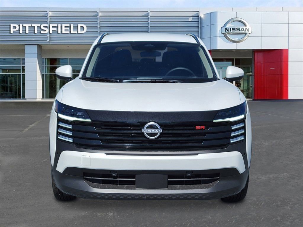 New 2025 Nissan Kicks SR image 8