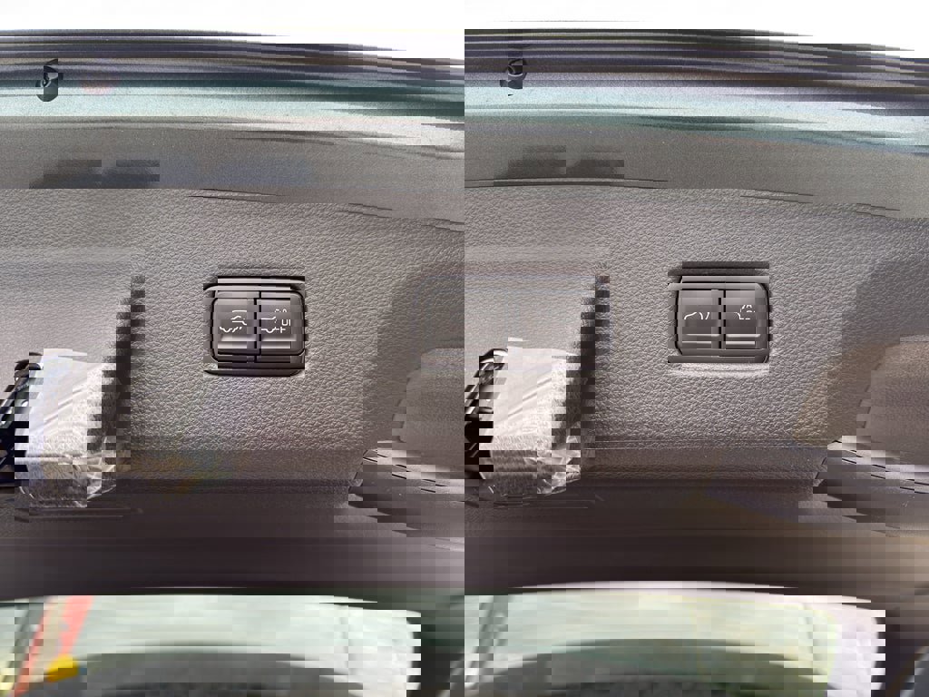 New 2026 Kia Carnival SX image 28