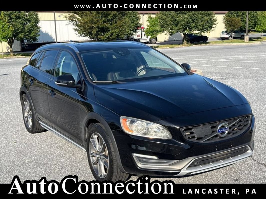 Used 2016 Volvo V60 T5 Cross Country w/ Convenience Package