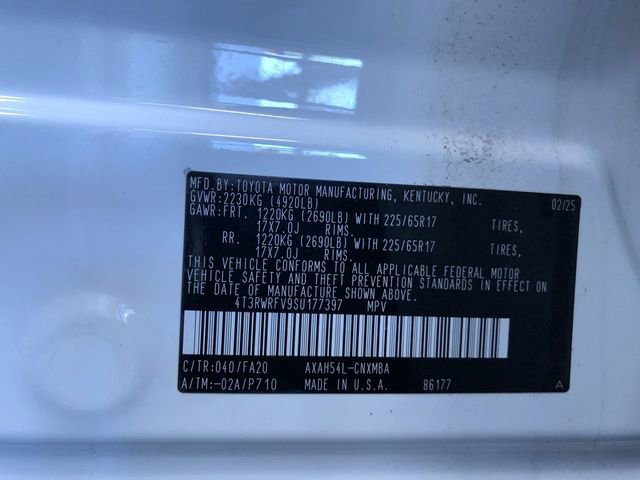 Certified 2025 Toyota RAV4 XLE AWD/4WD image 32