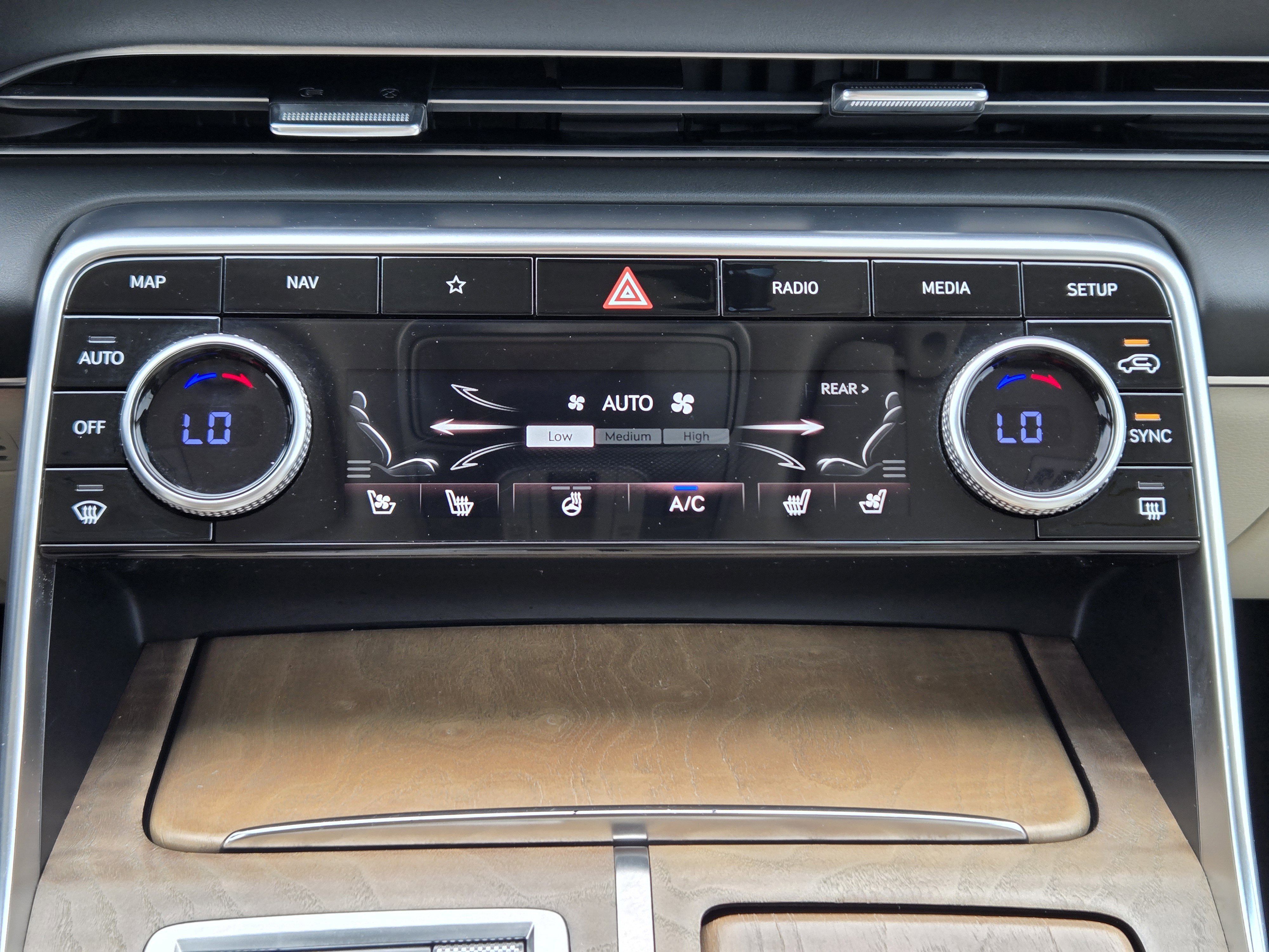 Used 2021 Genesis GV80 2.5T w/ Advanced Package 02 image 26