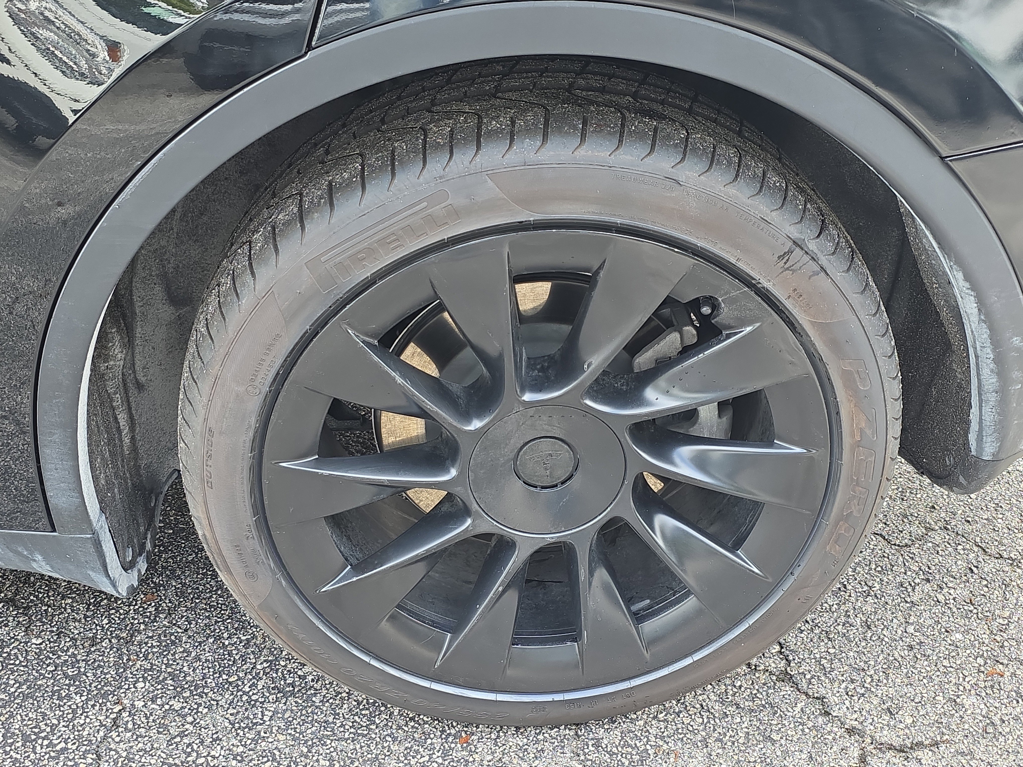 Used 2021 Tesla Model Y Long Range image 12