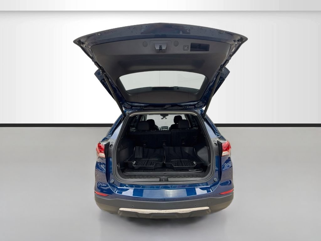 Used 2023 Chevrolet Equinox LT FWD image 25
