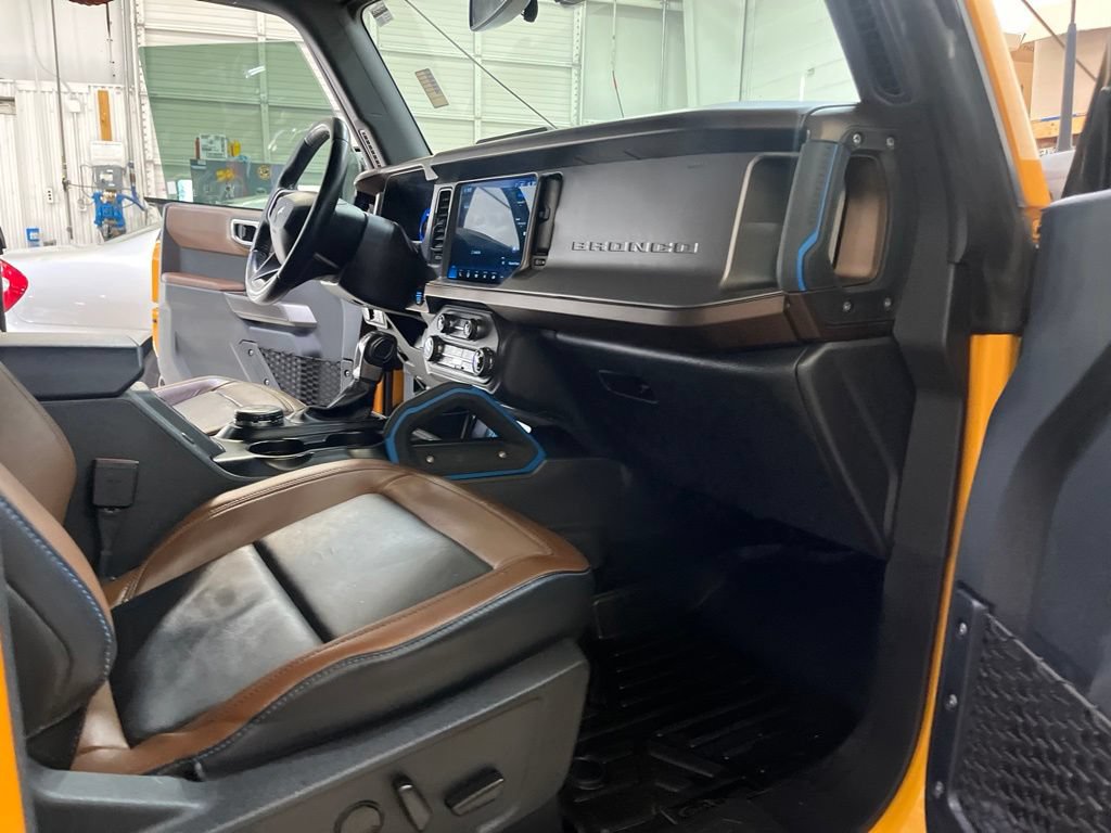 Used 2022 Ford Bronco Outer Banks AWD/4WD image 29