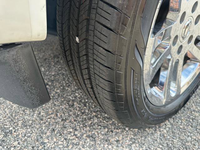 Used 2012 Nissan Titan SV w/ SV Value Truck Pkg image 37