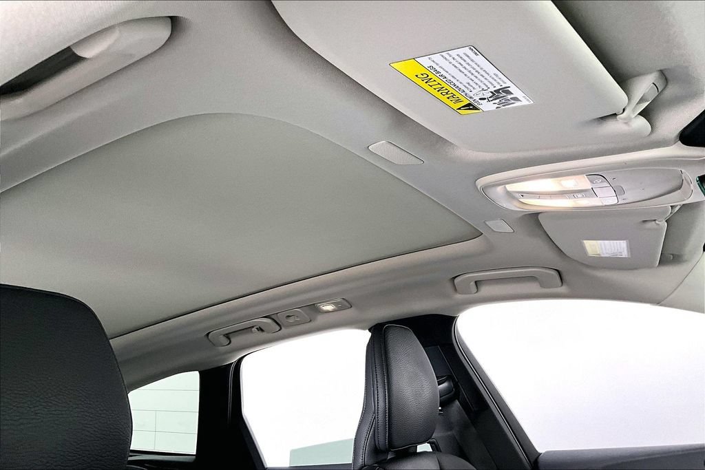 Certified 2023 Volvo XC60 B5 Plus w/ Protection Package Premier FWD image 18