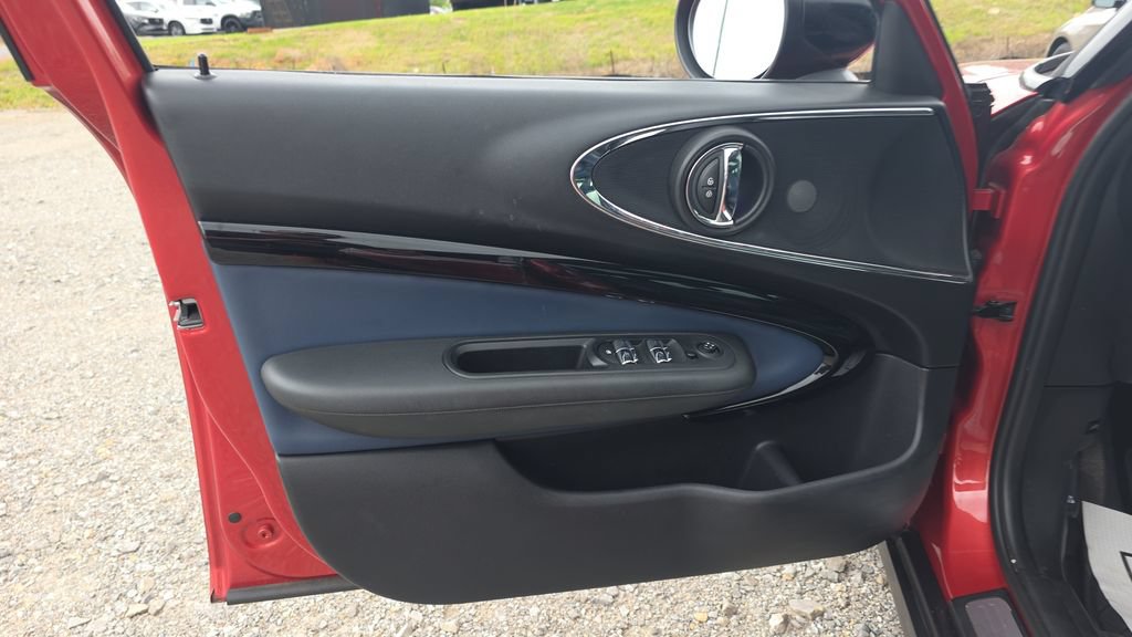 Used 2021 MINI Cooper Clubman S w/ Signature Upholstery Package FWD image 11