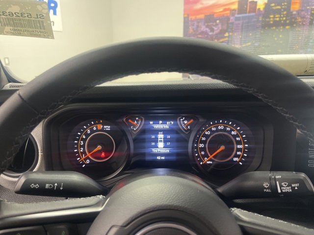 New 2025 Jeep Gladiator Sport image 12