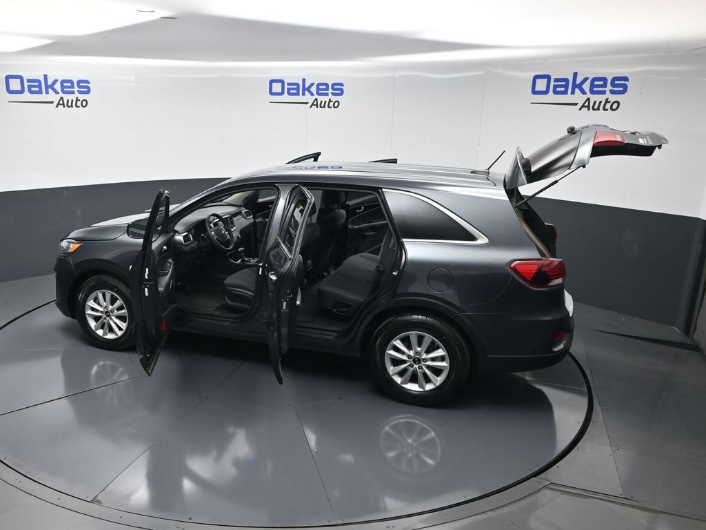 Used 2020 Kia Sorento FWD V6 image 57