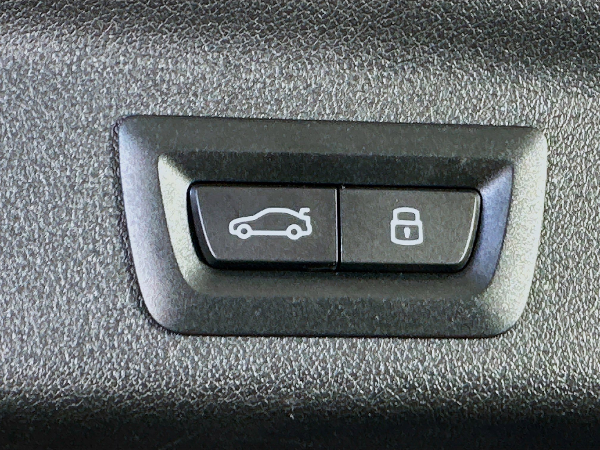Used 2025 BMW X1 xDrive28i AWD/4WD image 30