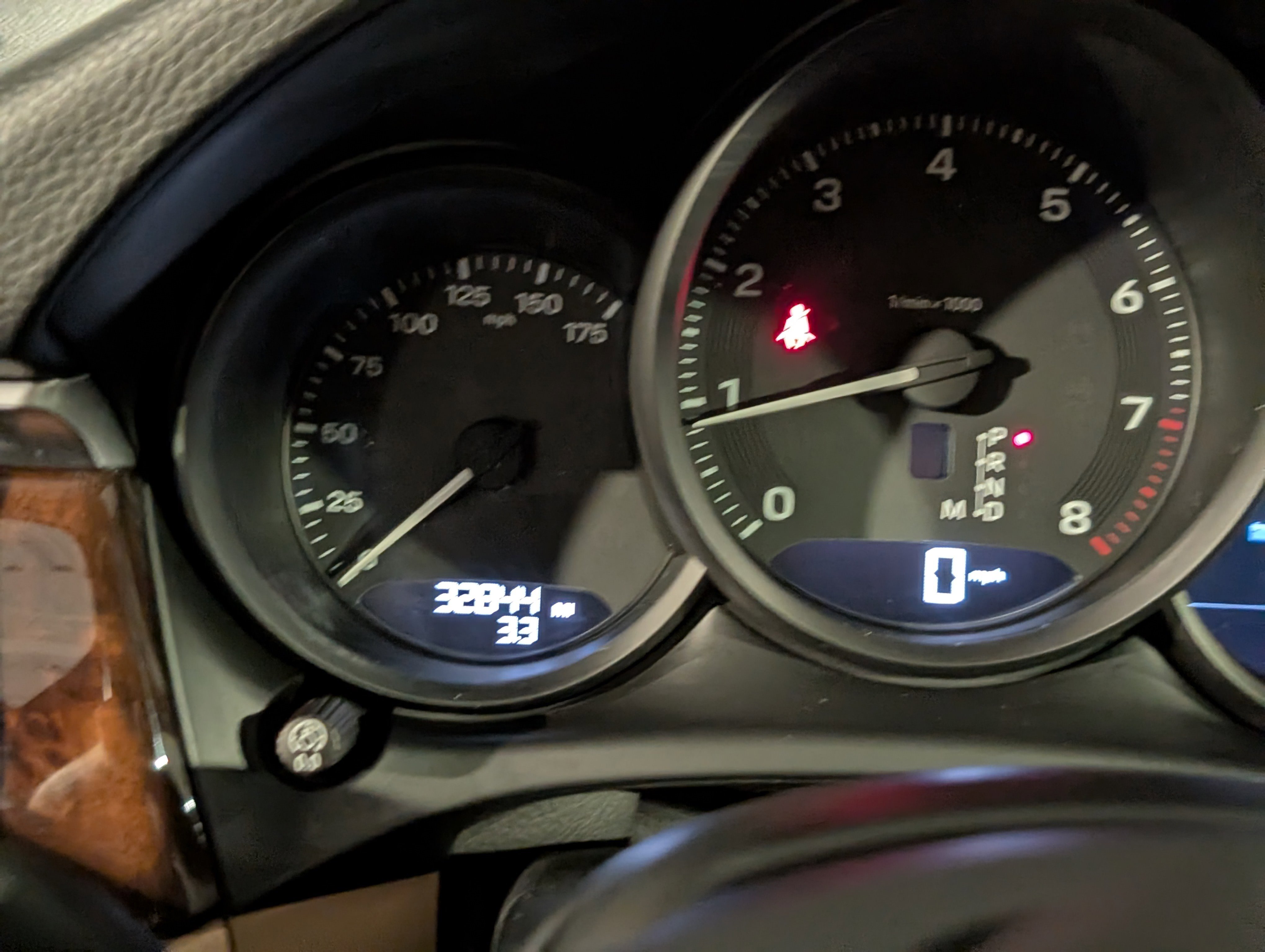 Certified 2022 Porsche Macan image 29