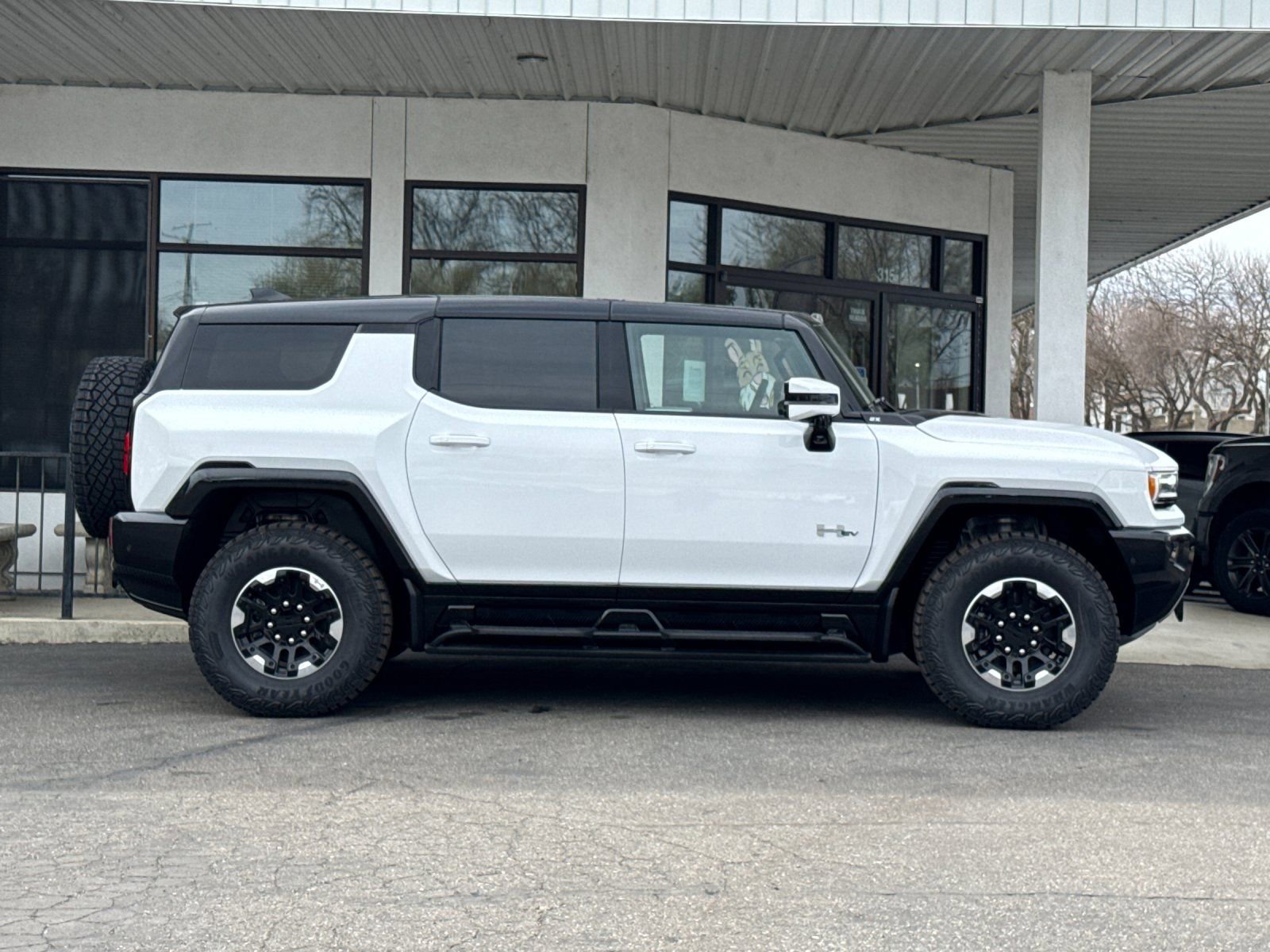 New 2025 GMC Hummer EV 2X w/ Extreme Off-Road Package image 2