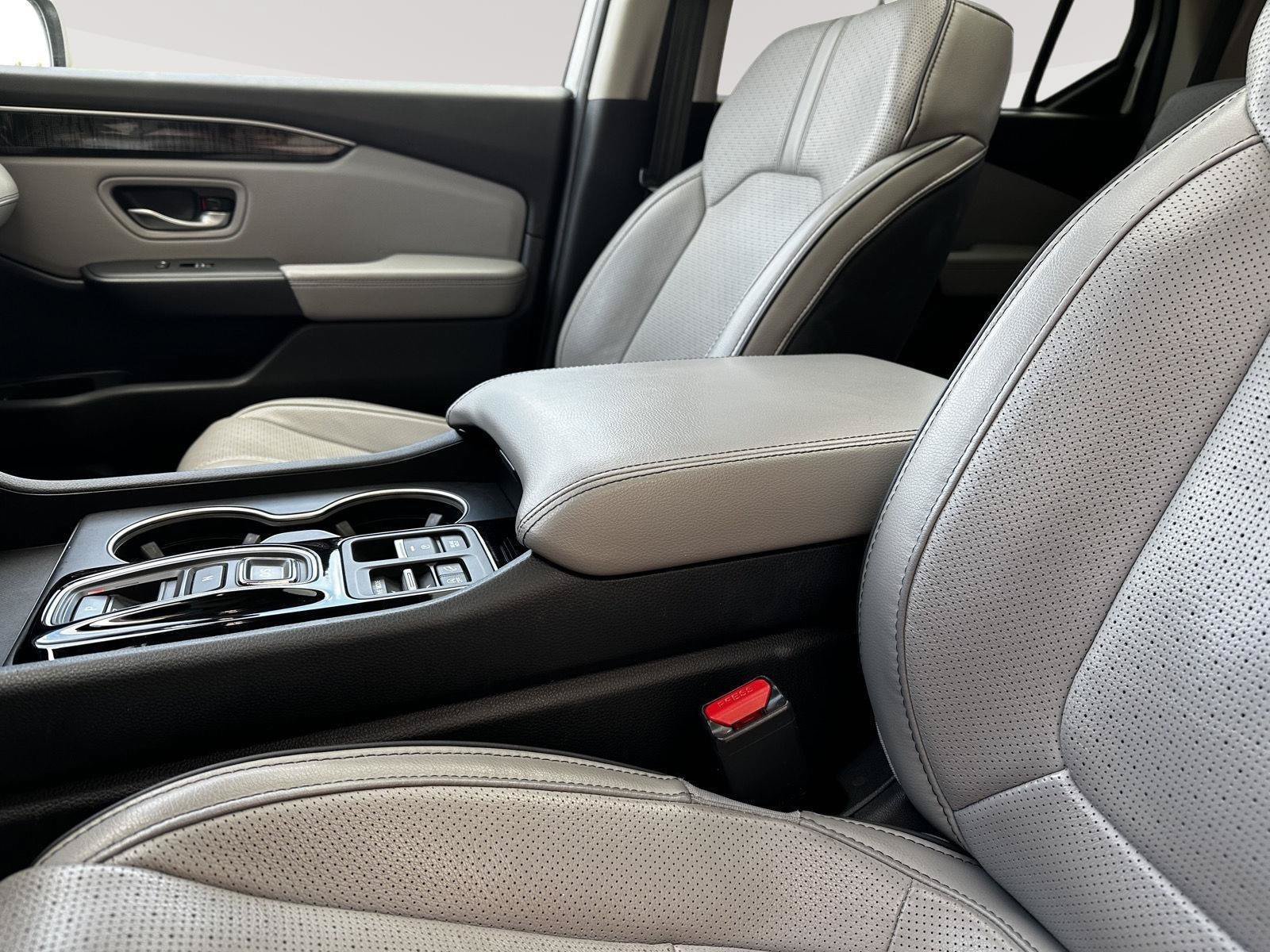 Used 2024 Honda Pilot Elite image 19
