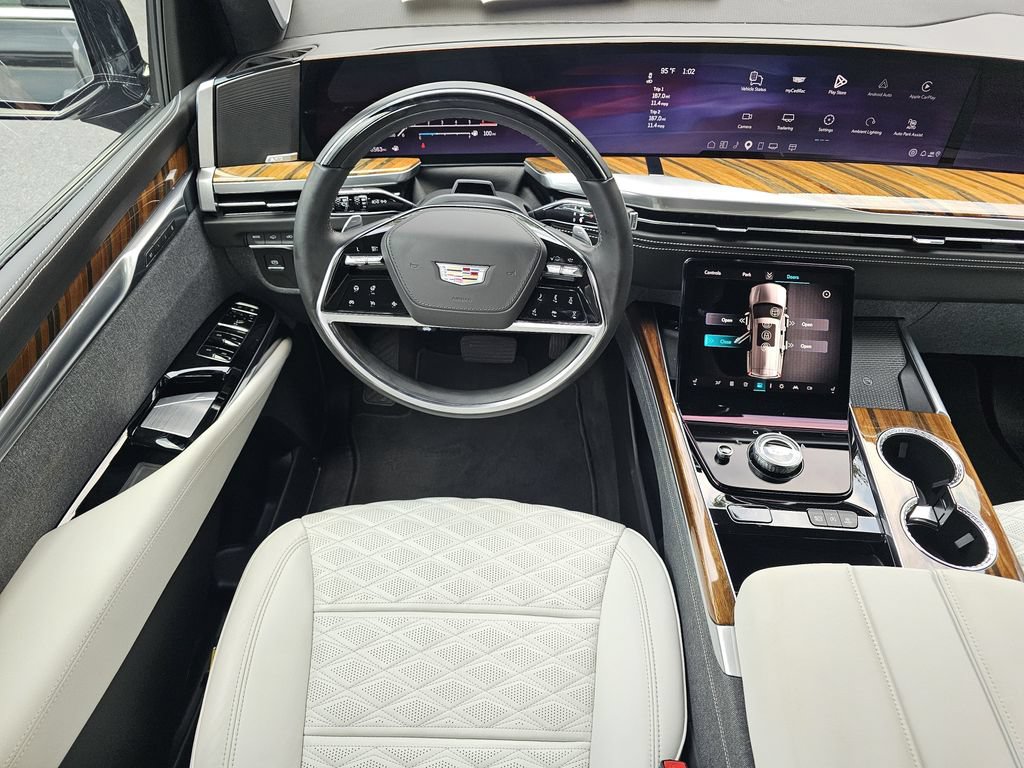 Certified 2025 Cadillac Escalade Premium Luxury Platinum w/ LPO, Floor Liner Package RWD image 18