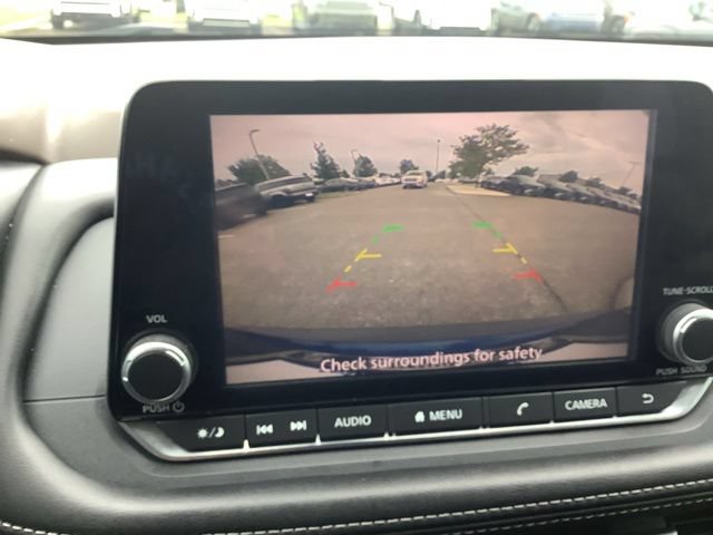 Used 2022 Nissan Rogue SV AWD/4WD image 23