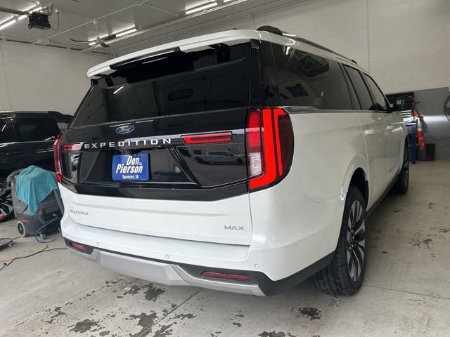 New 2026 Ford Expedition Max Platinum w/ Driver's Package AWD/4WD image 4