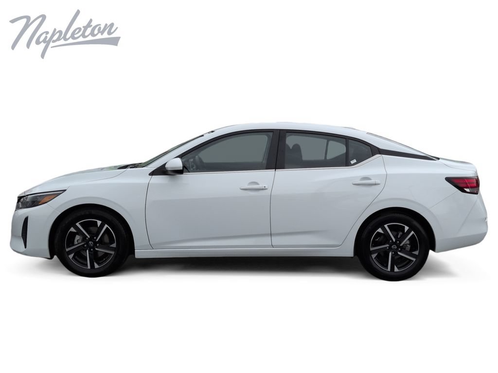 Used 2025 Nissan Sentra SV FWD image 2