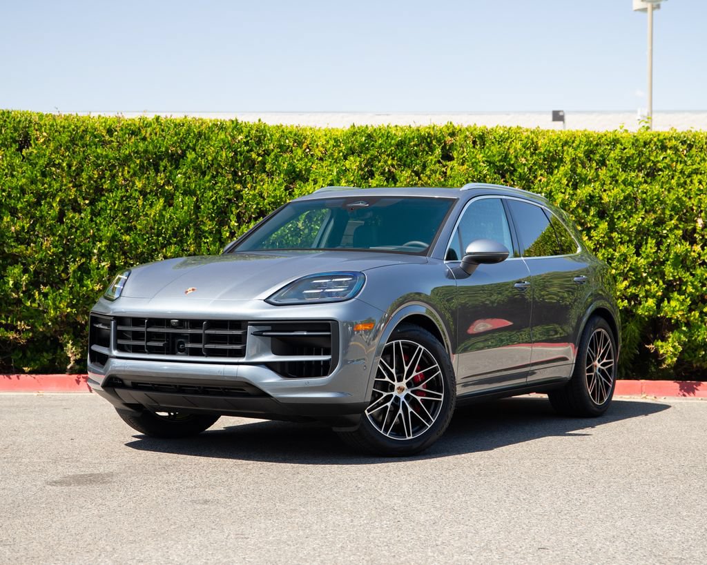 New 2026 Porsche Cayenne S AWD/4WD image 1