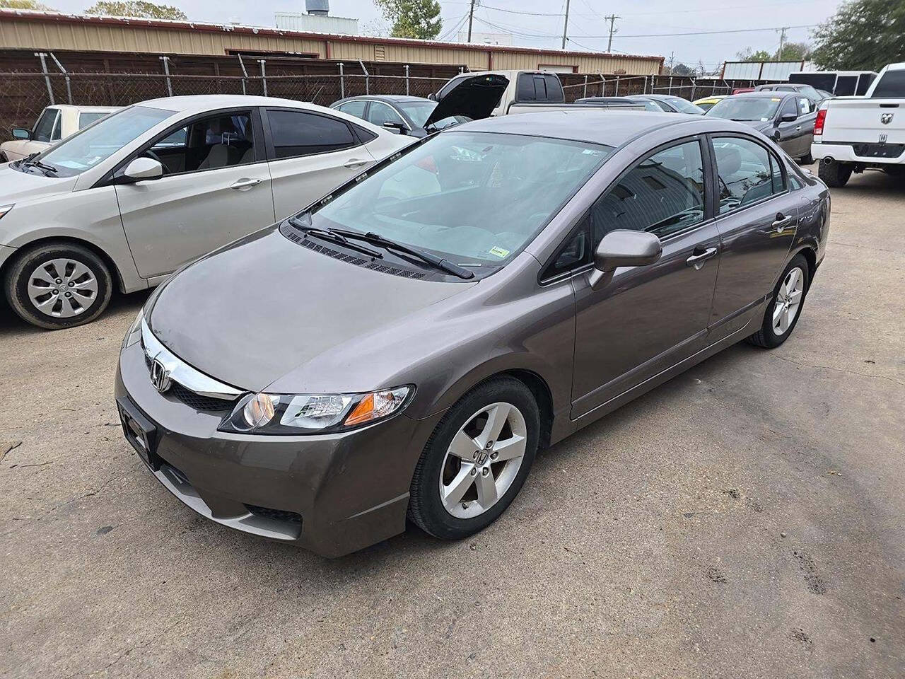 Used 2011 Honda Civic LX image 1