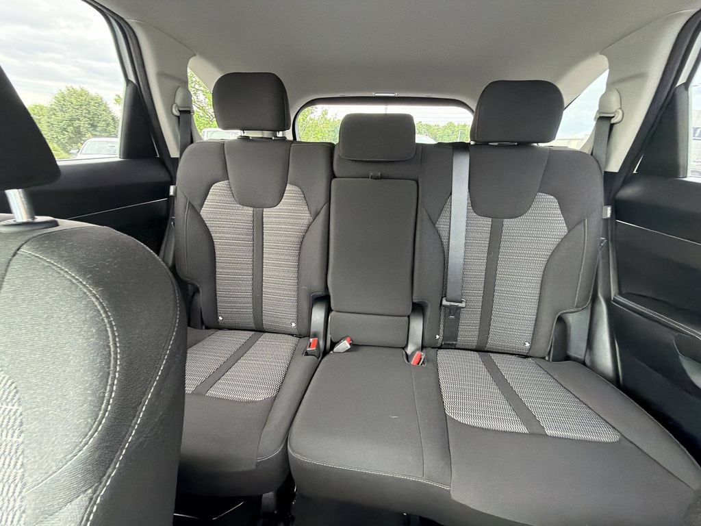 Used 2024 Kia Sorento LX FWD image 27