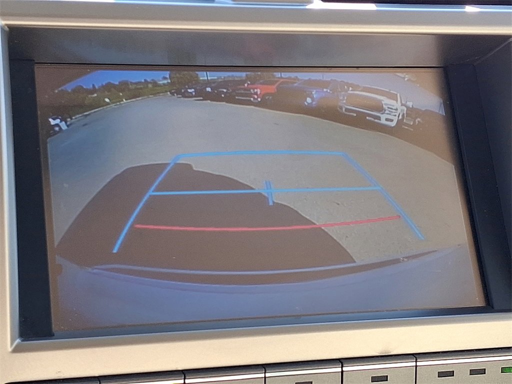 Used 2019 Lexus GX 460 image 19