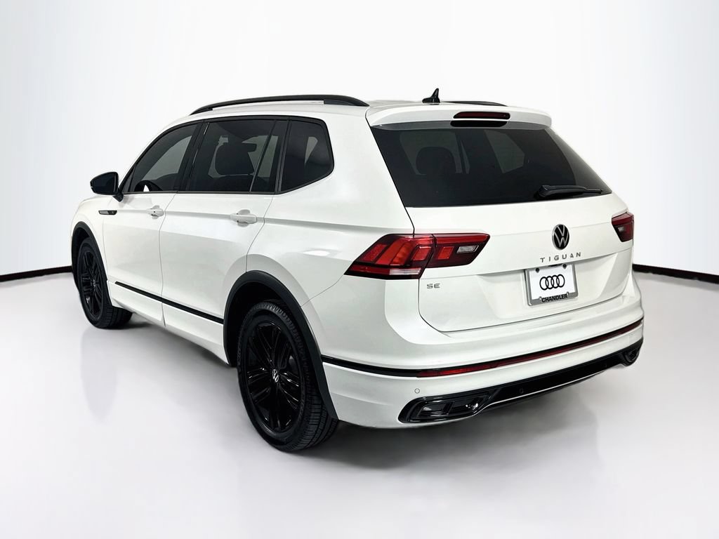 Used 2022 Volkswagen Tiguan SE R-Line FWD image 7