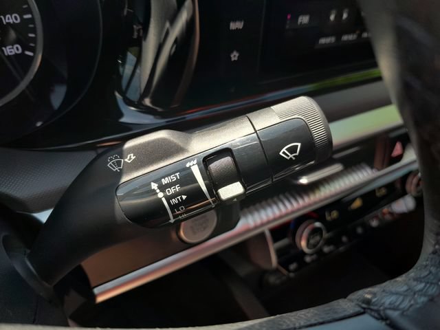 Used 2022 Kia K5 GT-Line AWD/4WD image 17