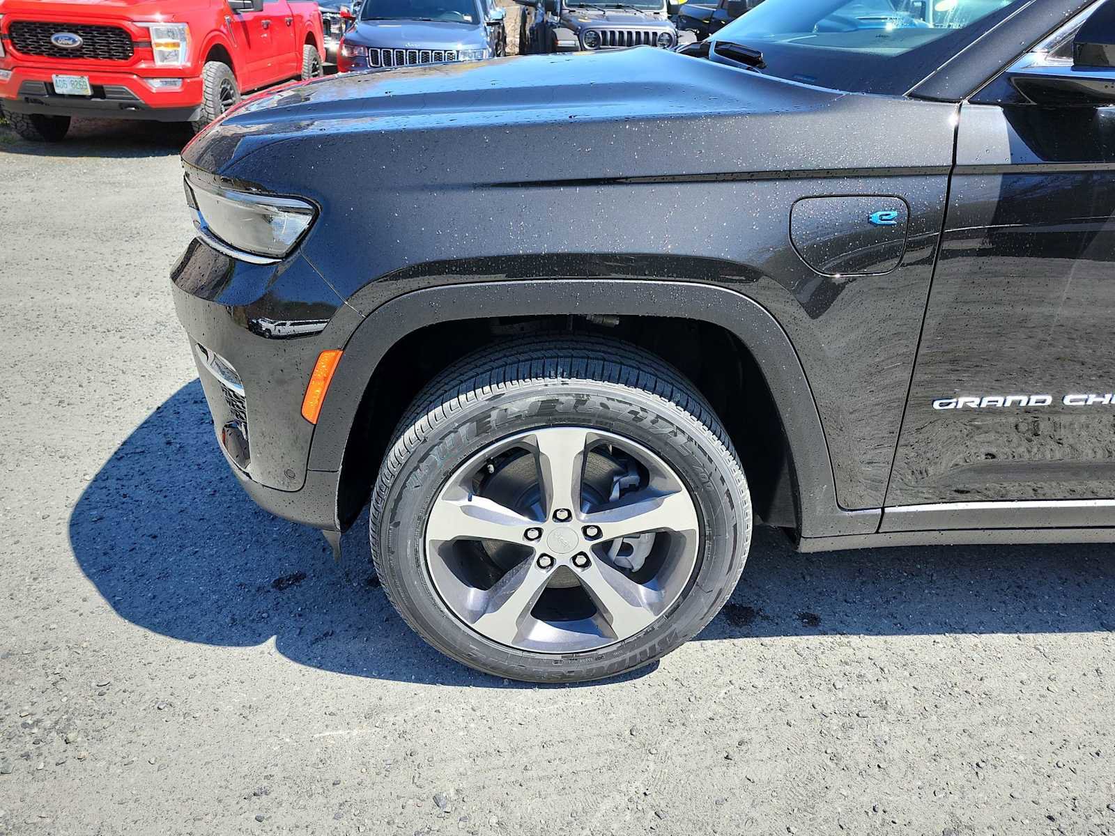 New 2024 Jeep Grand Cherokee Limited 4xe w/ Luxury Tech Group II image 10