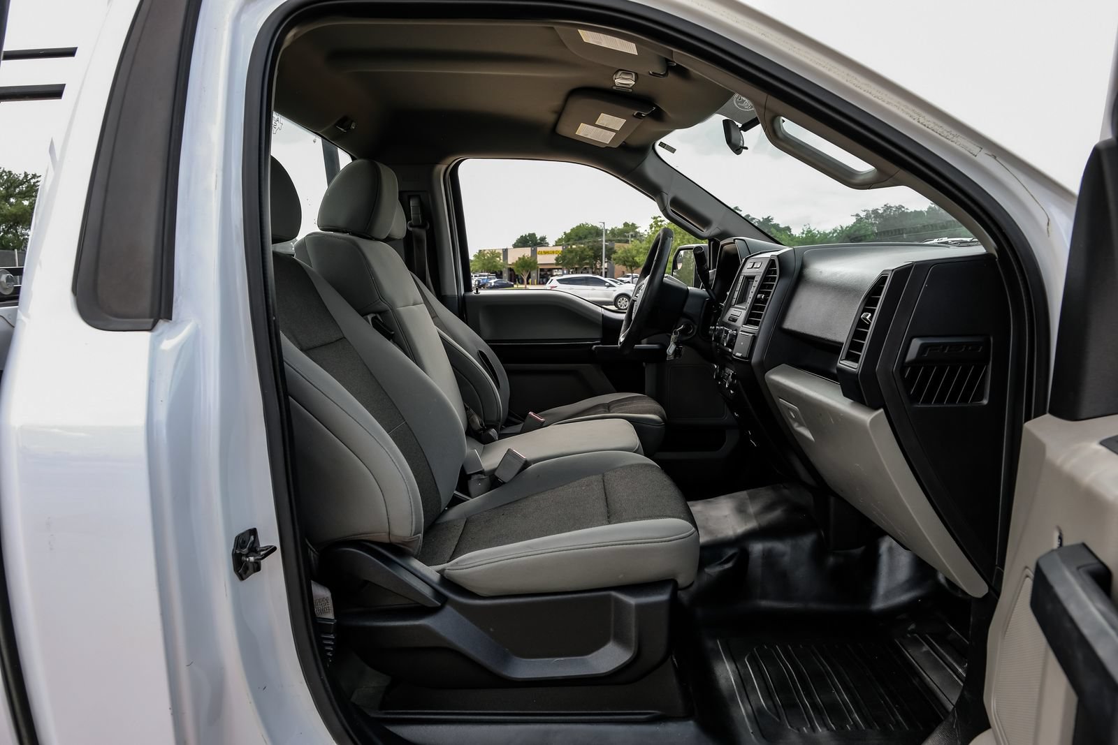 Used 2018 Ford F150 XL w/ Equipment Group 101A Mid RWD image 33