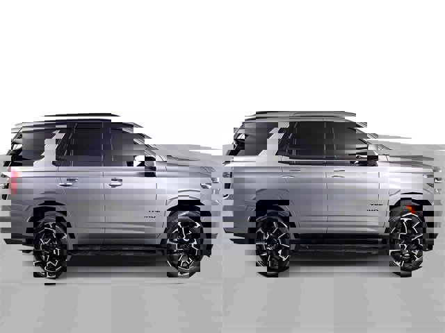 Used 2023 Chevrolet Tahoe RST image 9