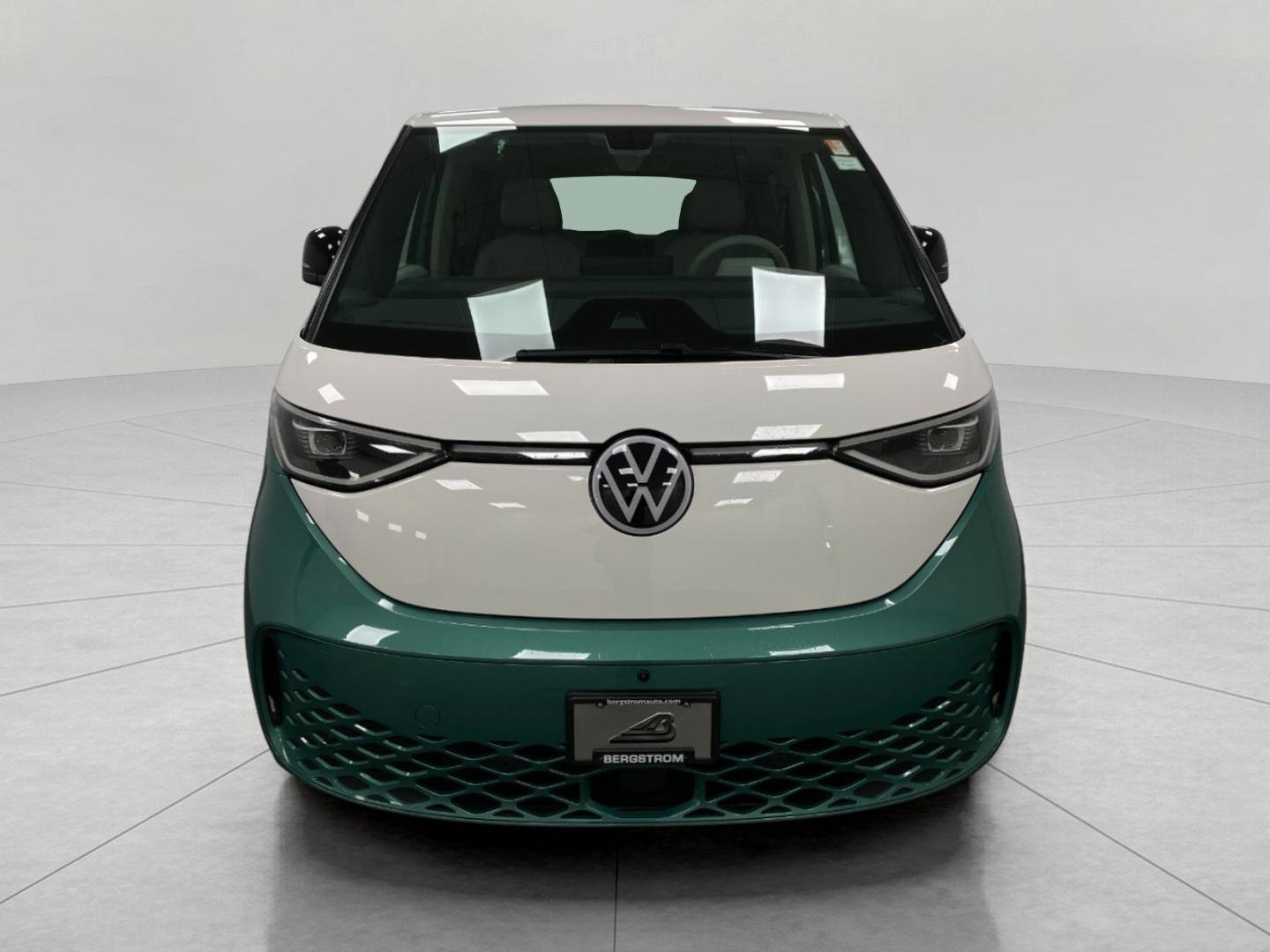 New 2025 Volkswagen ID. Buzz 1st Edition image 11