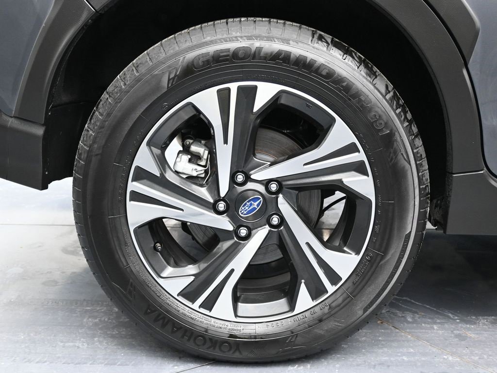 Used 2024 Subaru Crosstrek 2.0i Premium w/ Crosstrek Mirror Package image 13