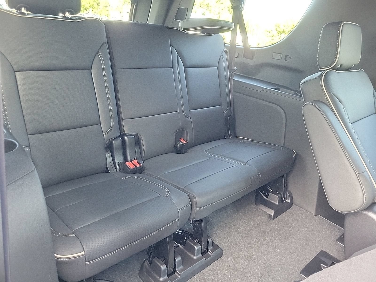 New 2026 GMC Yukon XL Elevation w/ Elevation Premium Package AWD/4WD image 14