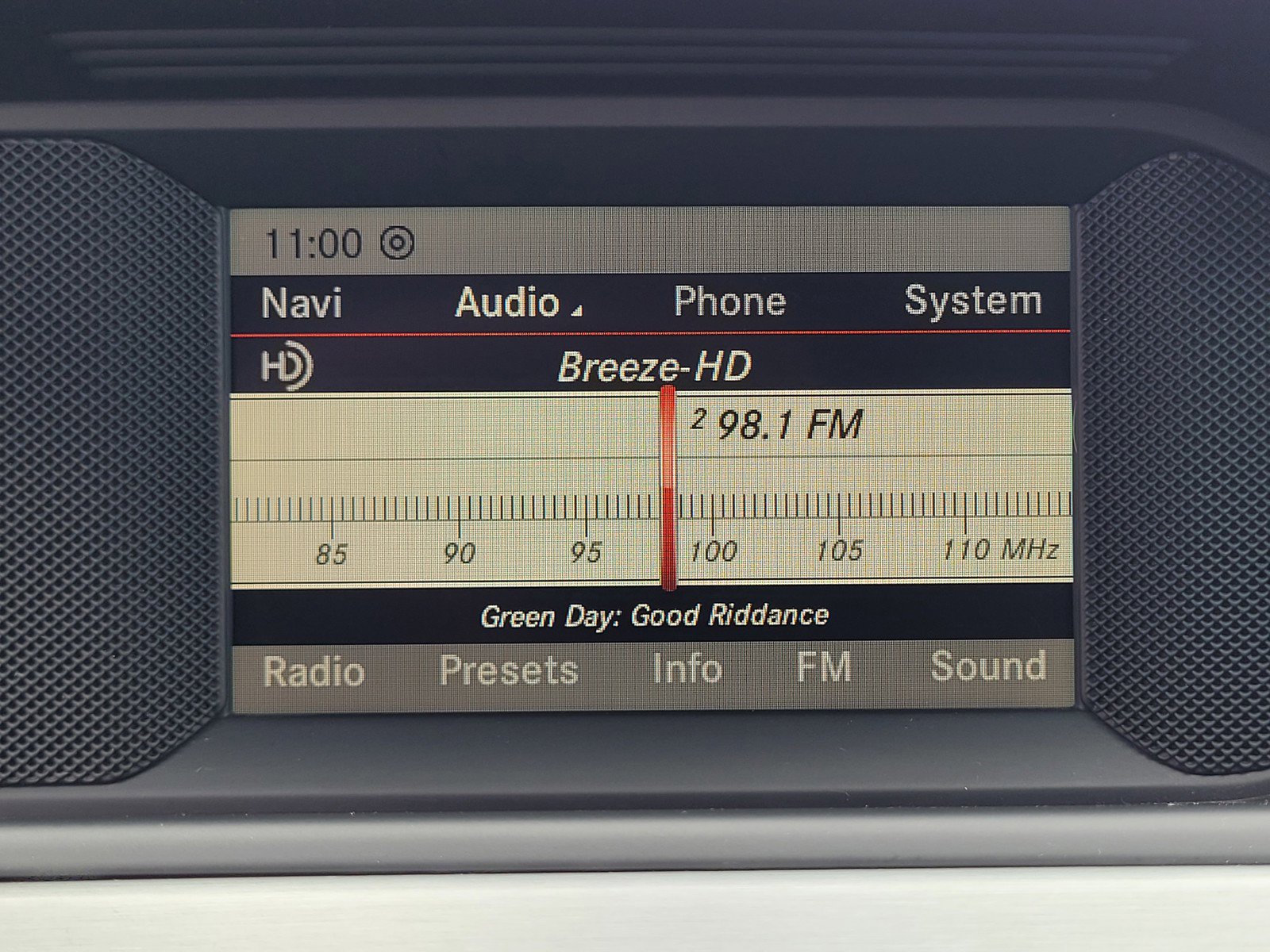 Used 2013 Mercedes-Benz C 250 Sedan image 11