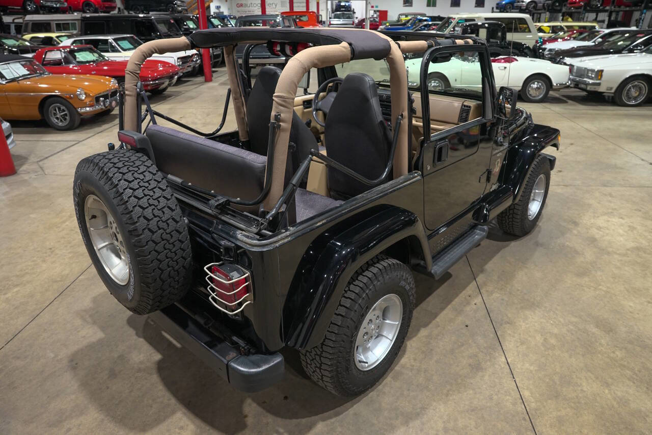 Used 2001 Jeep Wrangler Sahara image 17