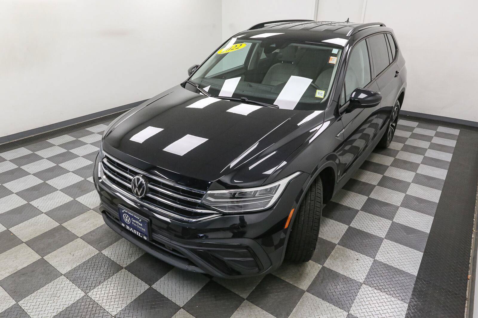 Certified 2022 Volkswagen Tiguan S AWD/4WD image 7