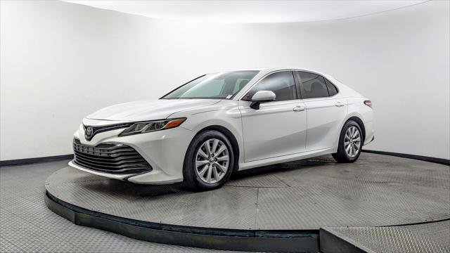 Used 2020 Toyota Camry LE FWD image 2