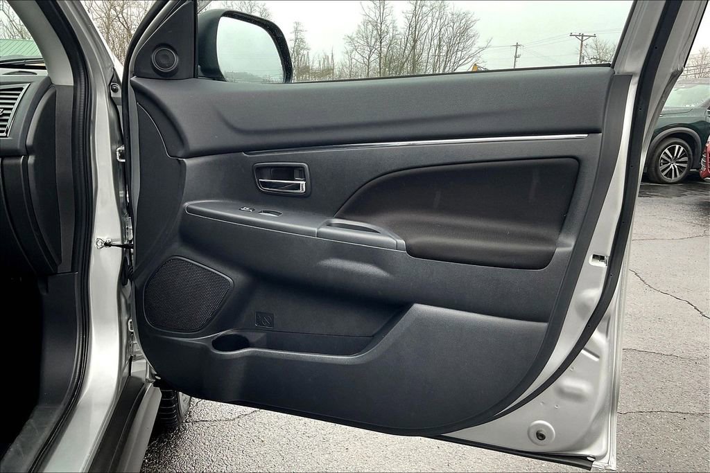 Used 2024 Mitsubishi Outlander Sport LE image 23
