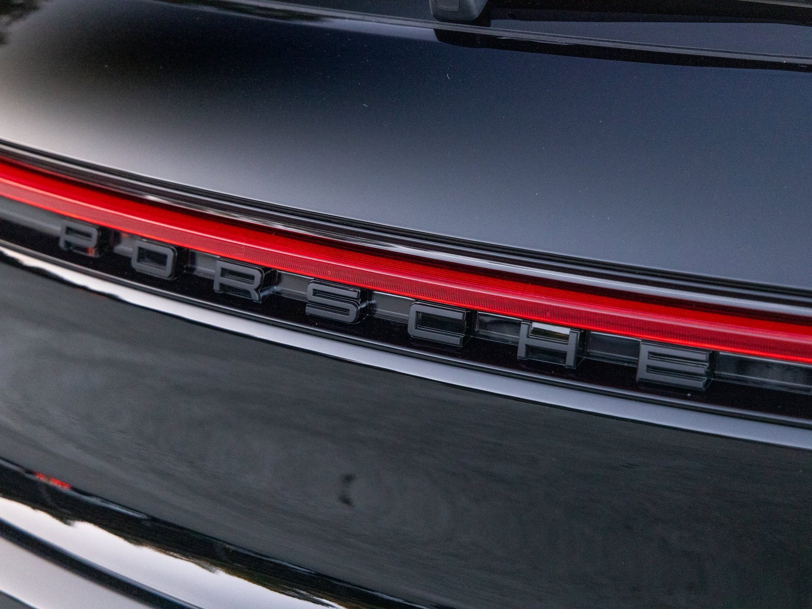 New 2026 Porsche Macan image 19