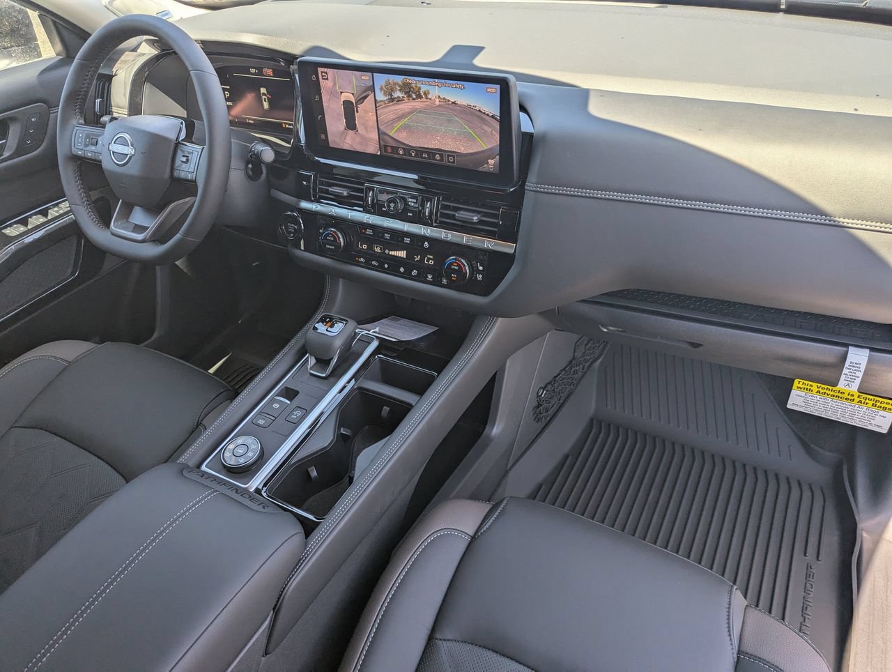 New 2026 Nissan Pathfinder Platinum AWD/4WD image 32