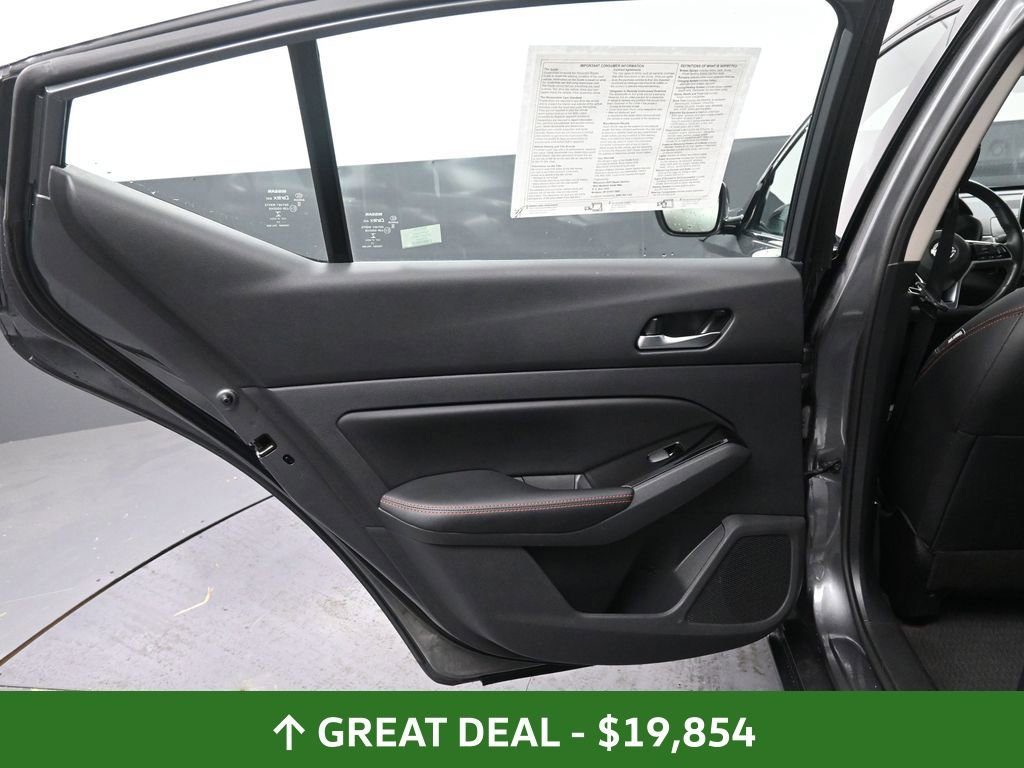 Used 2024 Nissan Altima 2.5 SR image 27