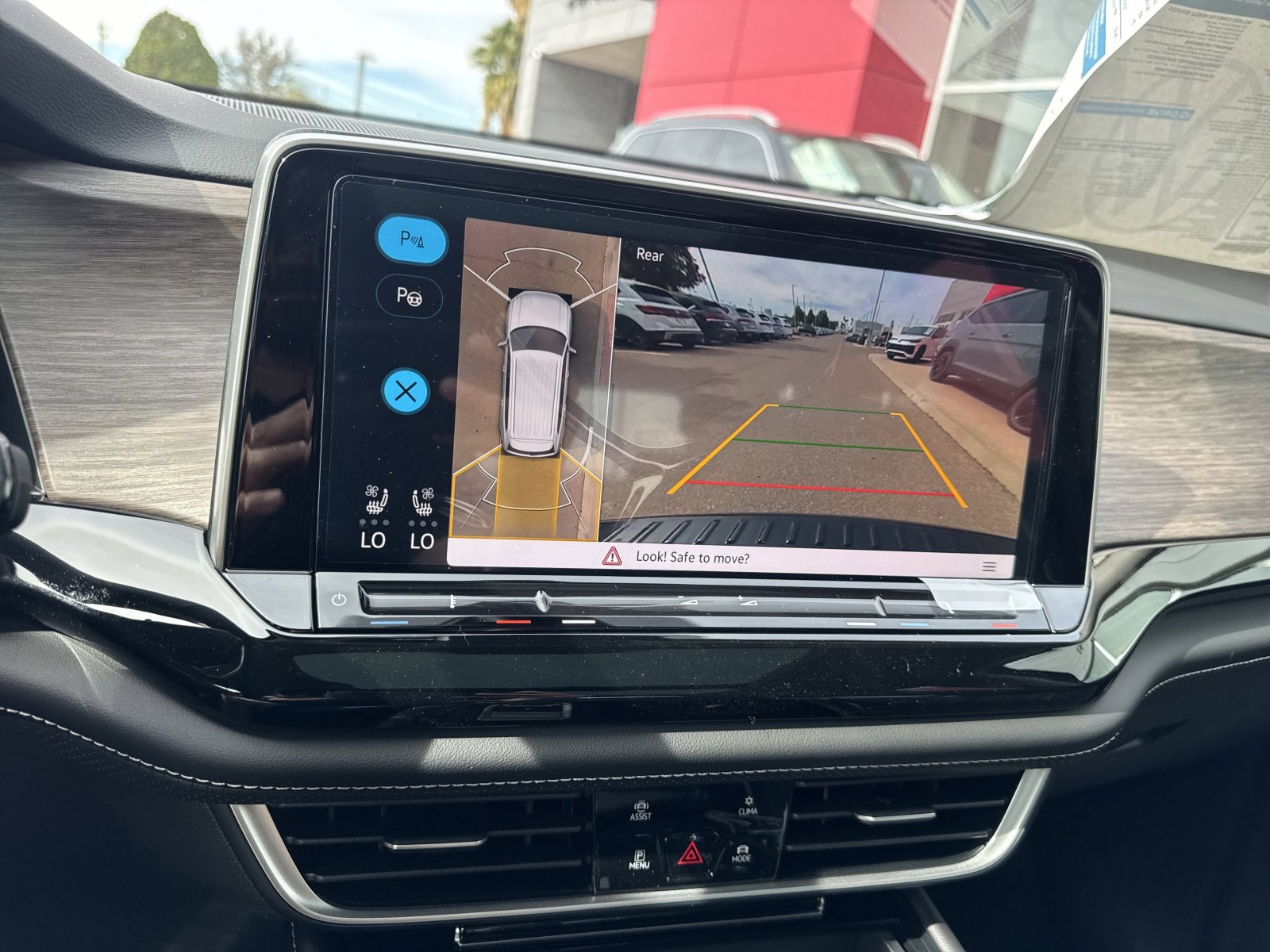 New 2026 Volkswagen Atlas SEL Premium R-Line image 28